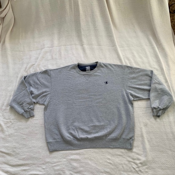 Champion Crewneck - Picture 5 of 6